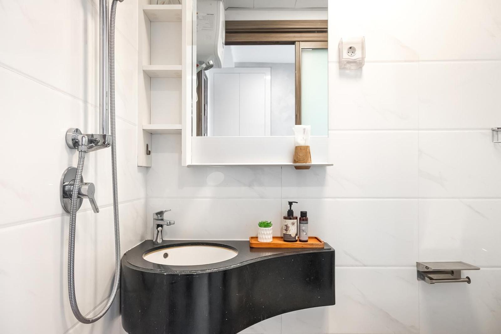 Calma Studio III At Skyhouse Apartment Samporo Esterno foto